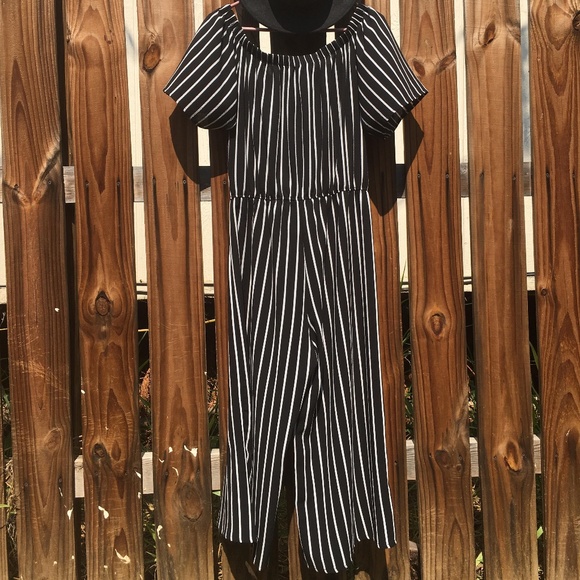 Ambiance Off The Shoulder Black Jumpsuit Size L - Picture 5 of 5